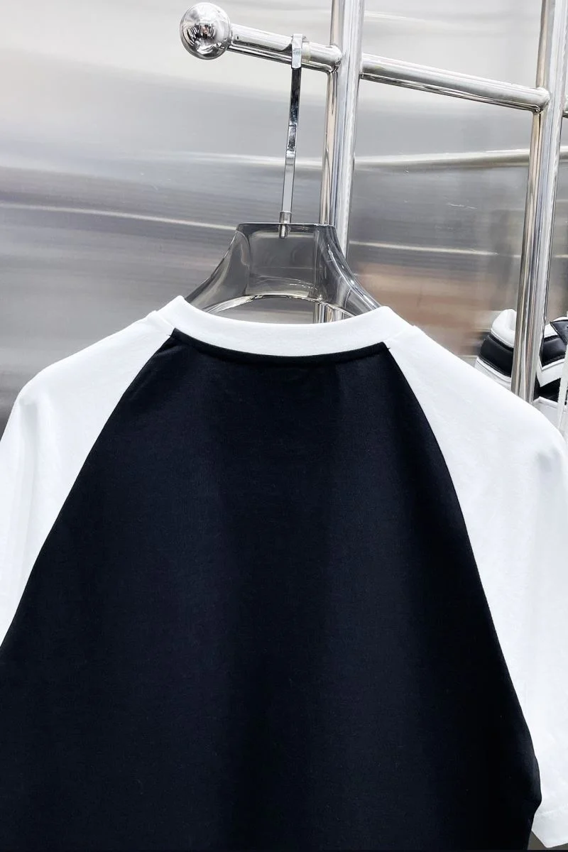 Original Prada T-Shirts 166912