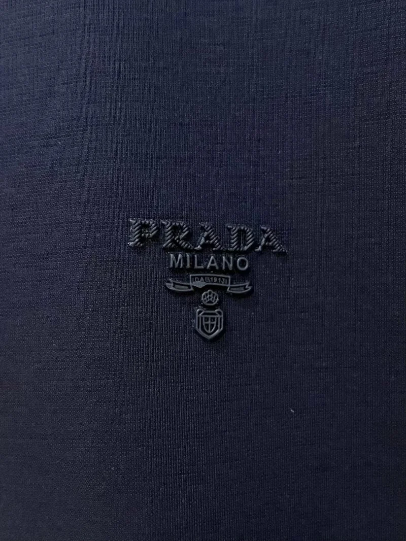 Stylish Prada T-Shirts 166908