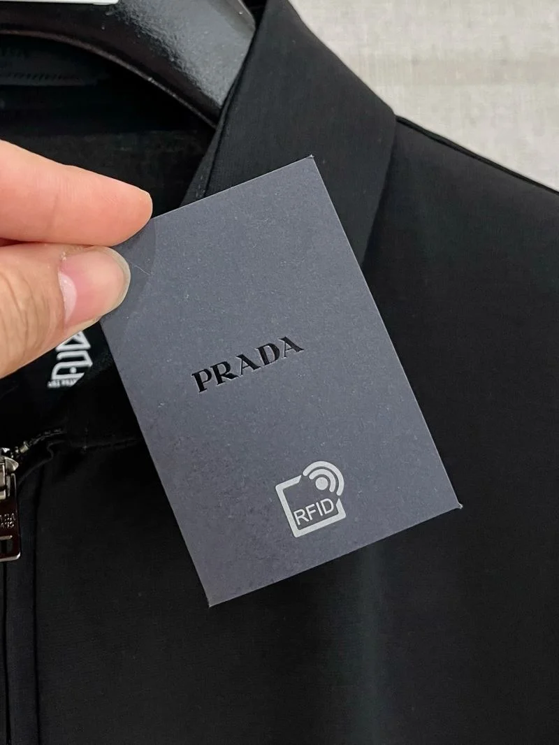 OdorResistant Prada T-Shirts 166910