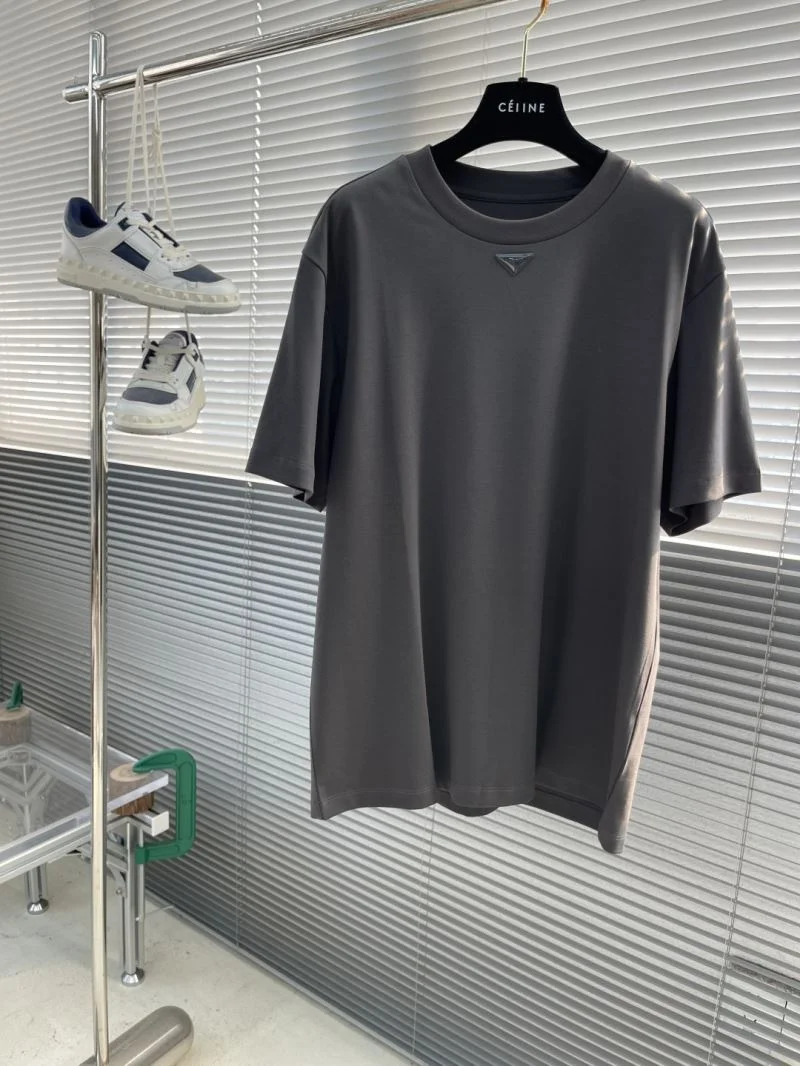 Prada T-Shirts AllSeason 166941
