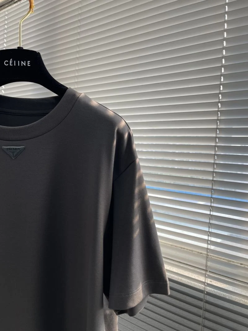 Prada T-Shirts AllSeason 166941