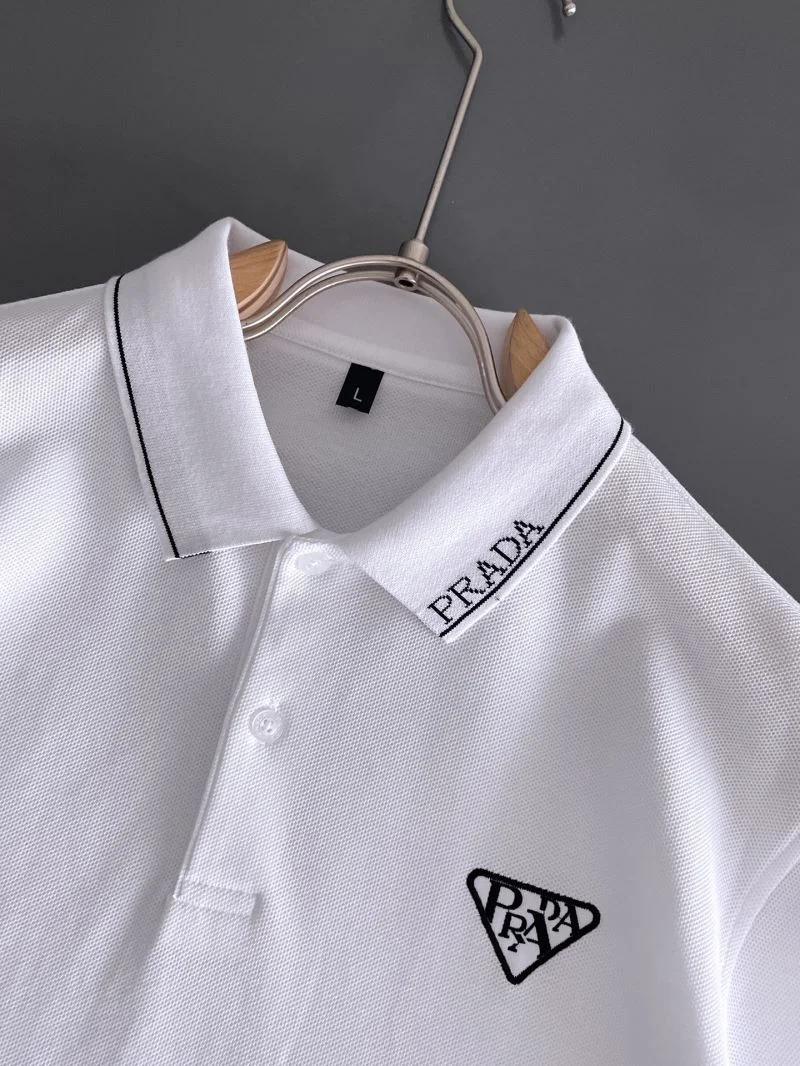 Prada T-Shirts Chic 166899