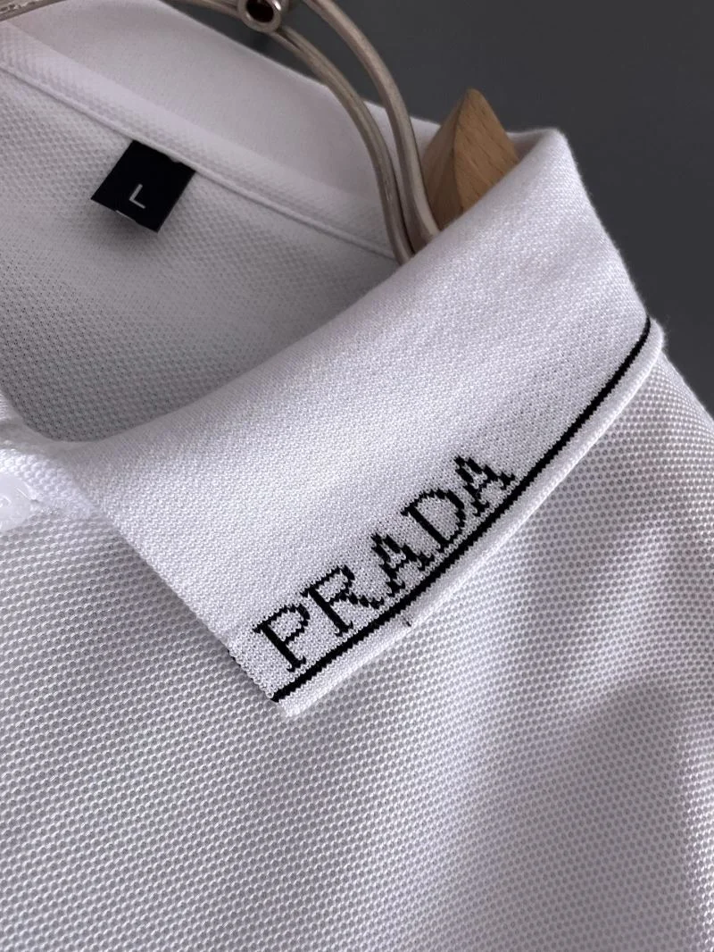 Prada T-Shirts Chic 166899