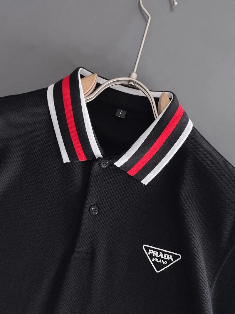 Prada T-Shirts Unisex 166885