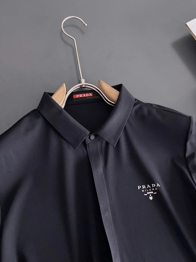 Prada T-Shirts Minimalist 166876