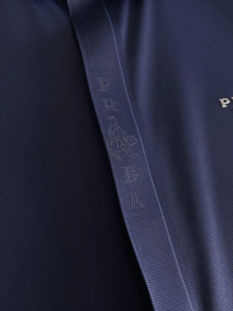 Prada T-Shirts Snug 166909