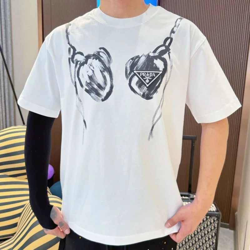Prada T-Shirts Trendsetting 166859