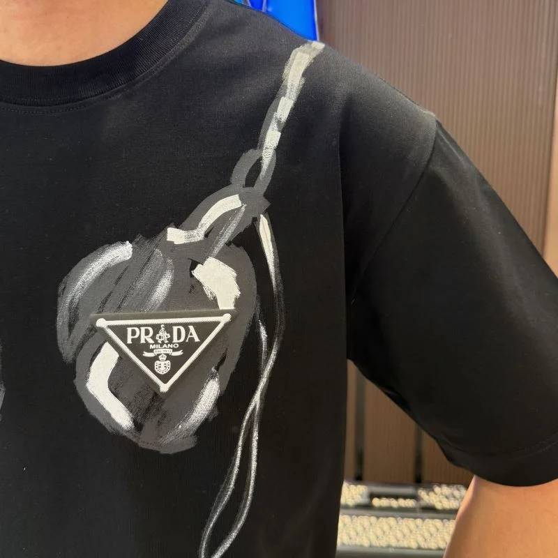 SmoothTexture Prada T-Shirts 166855