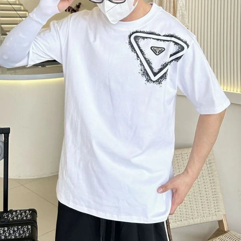 Prada T-Shirts TimelessDesign 166845