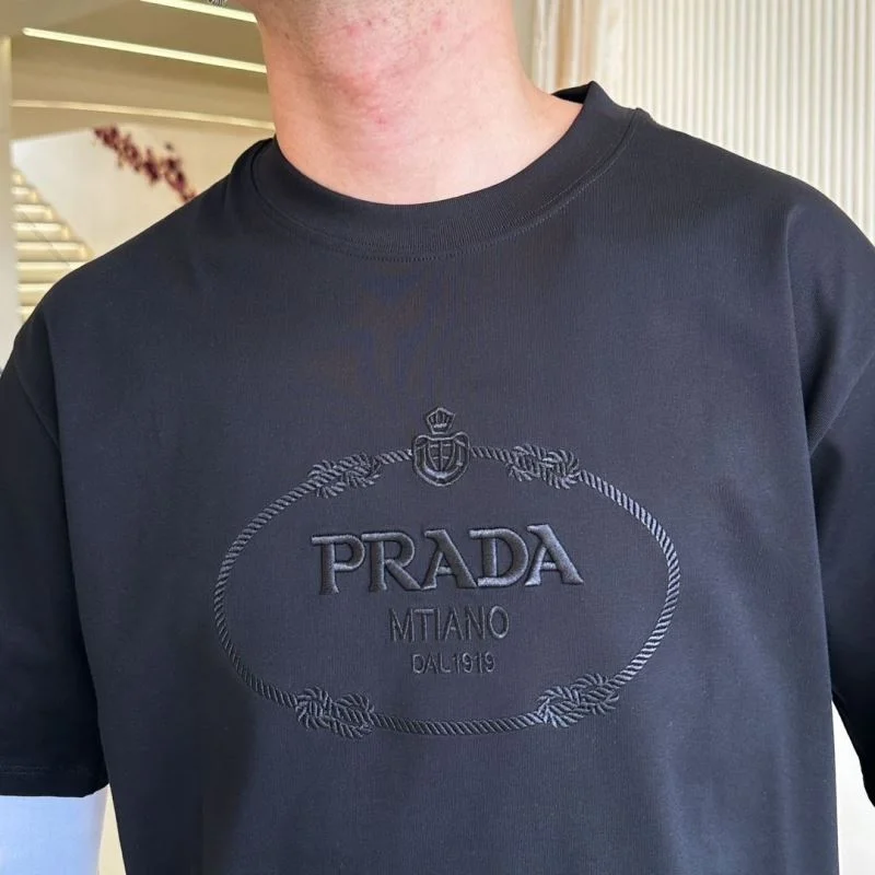 Prada T-Shirts Elegant 166847