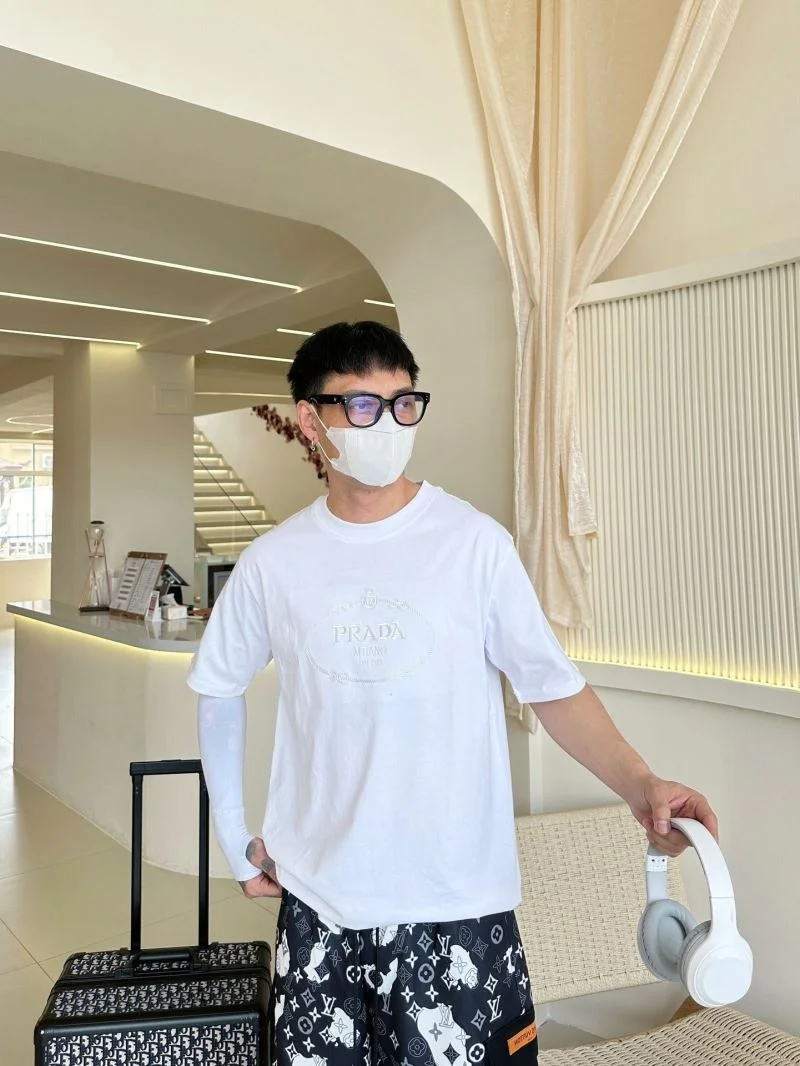 Affordable Prada T-Shirts 166849