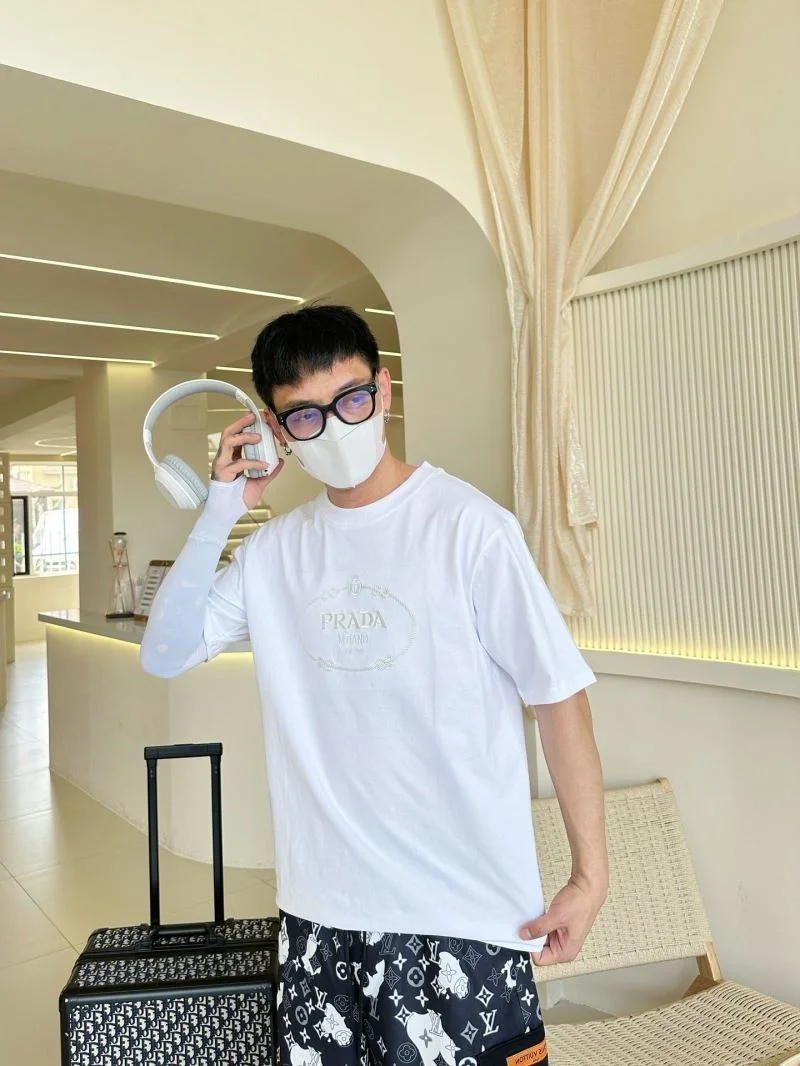 Affordable Prada T-Shirts 166849