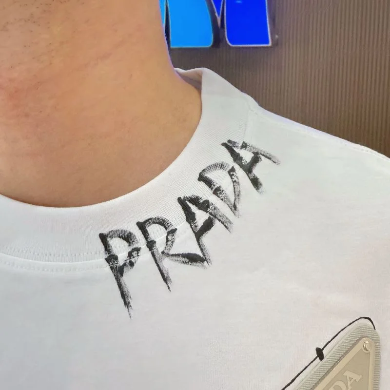 Sophisticated Prada T-Shirts 166896