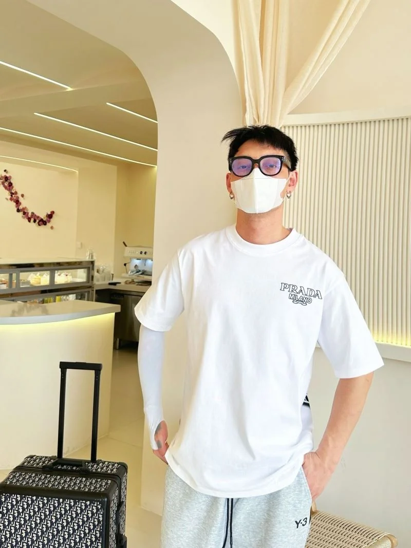 Sleek Prada T-Shirts 166872