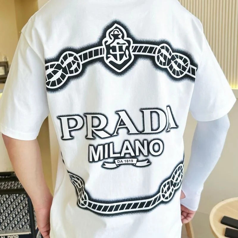 Sleek Prada T-Shirts 166872