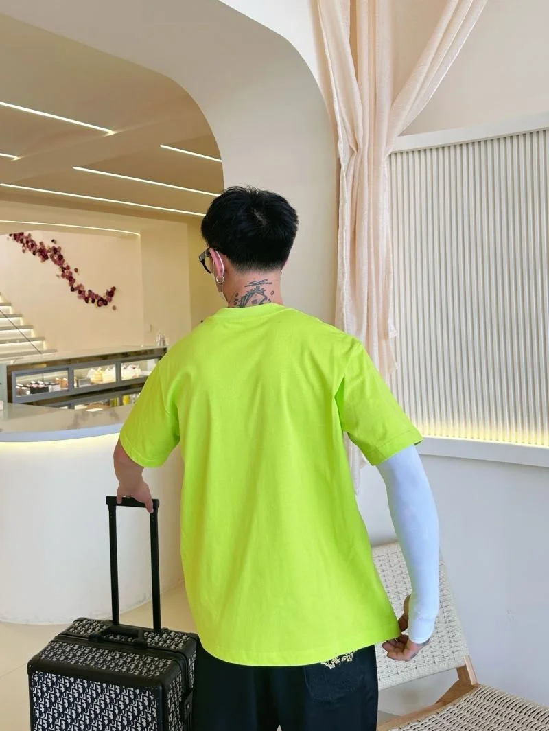 Timeless Prada T-Shirts 166842