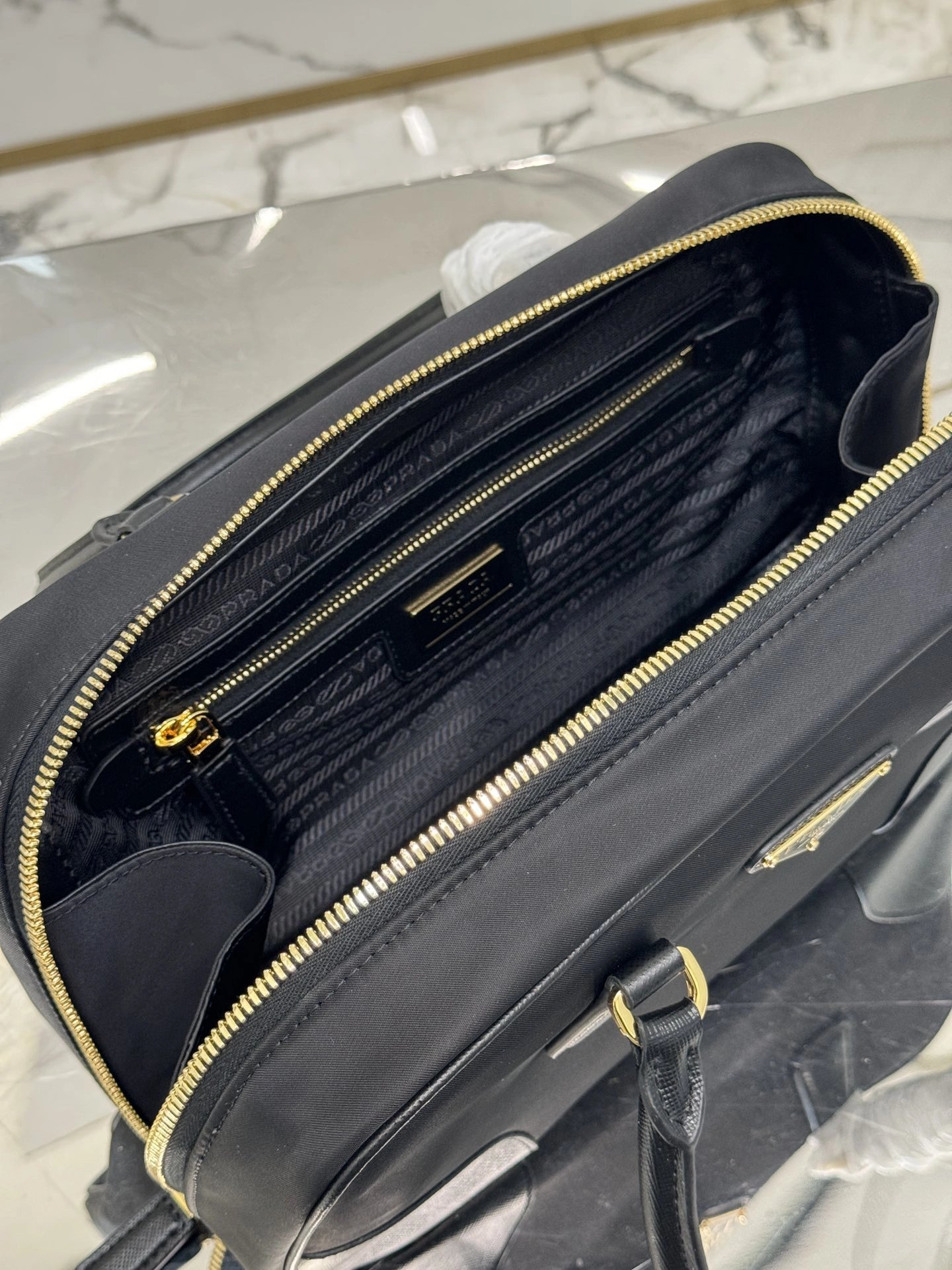 Breathable Prada Top Handle Bags 73715