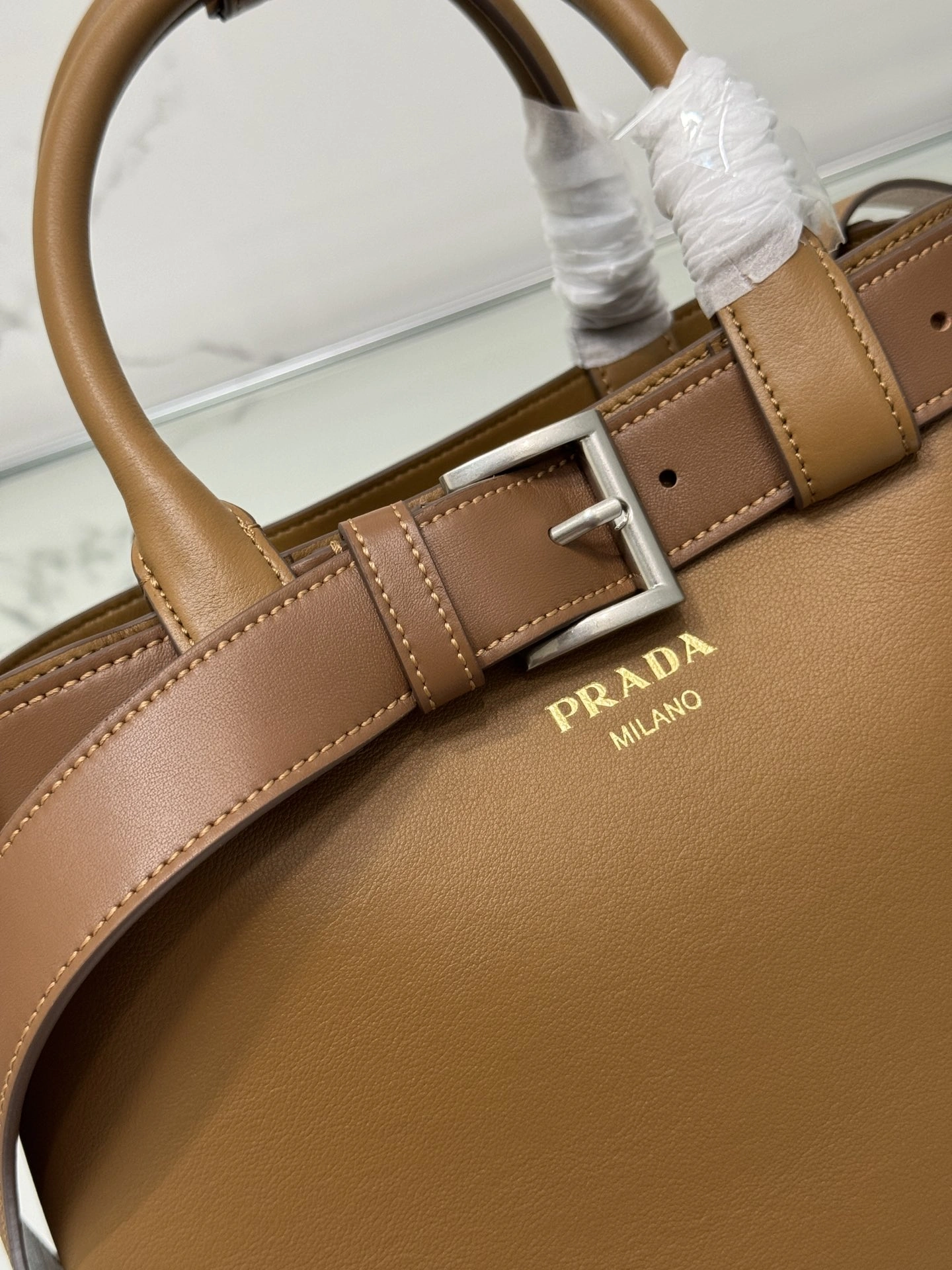 Reliable Prada Top Handle Bags 73634