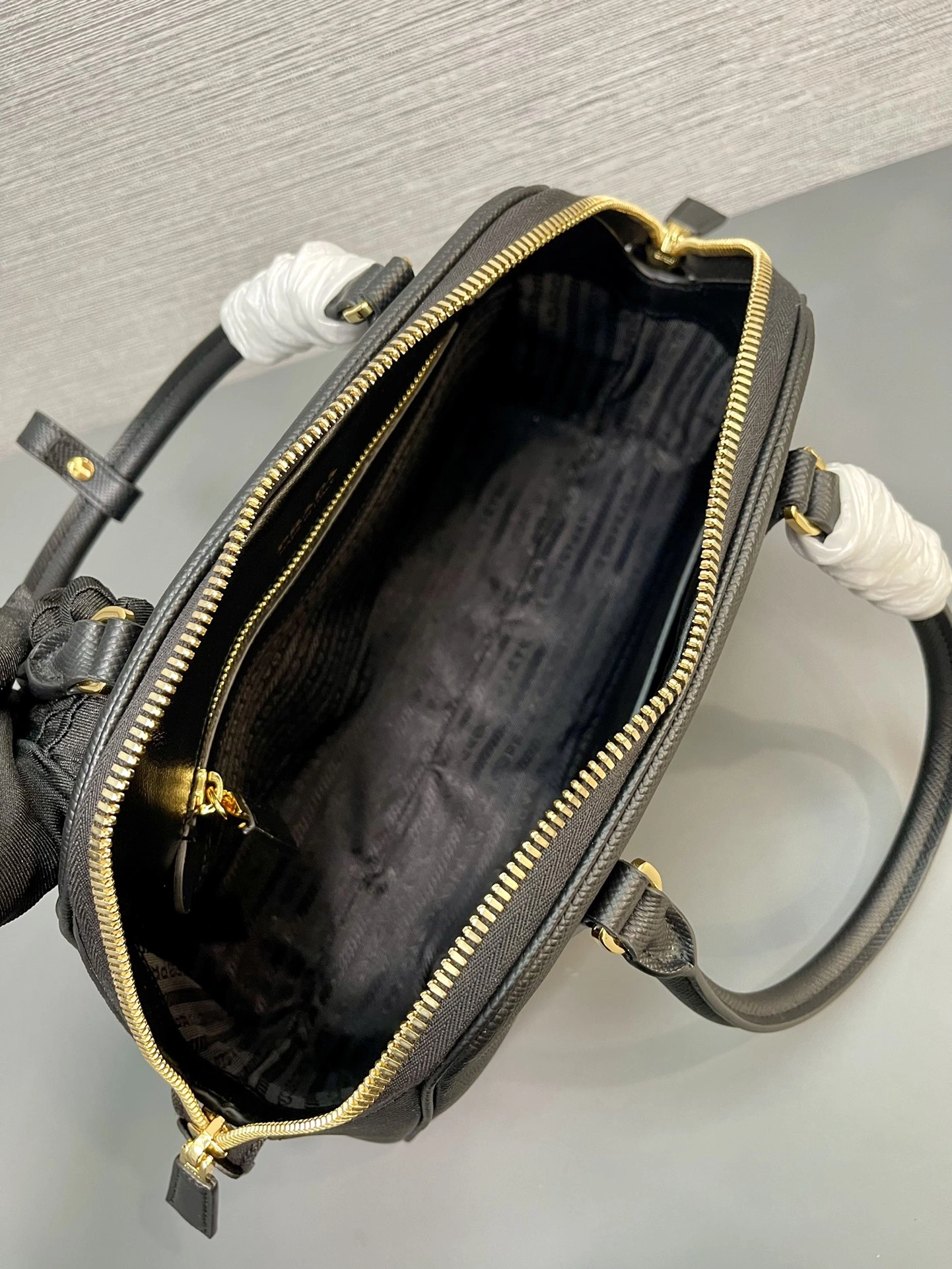 Prada Top Handle Bags Comfortable 71639