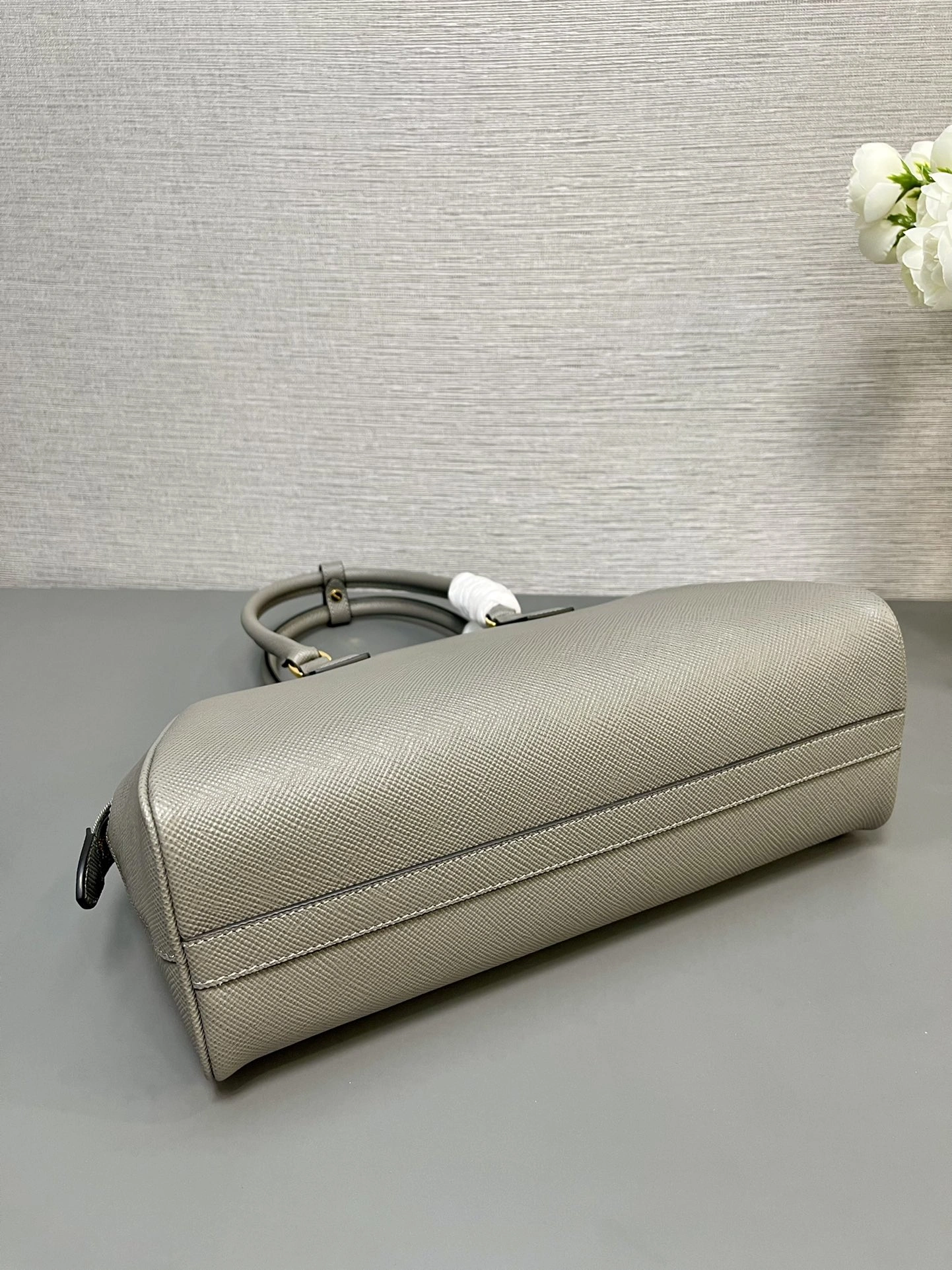 Prada Top Handle Bags ModernLook 71630