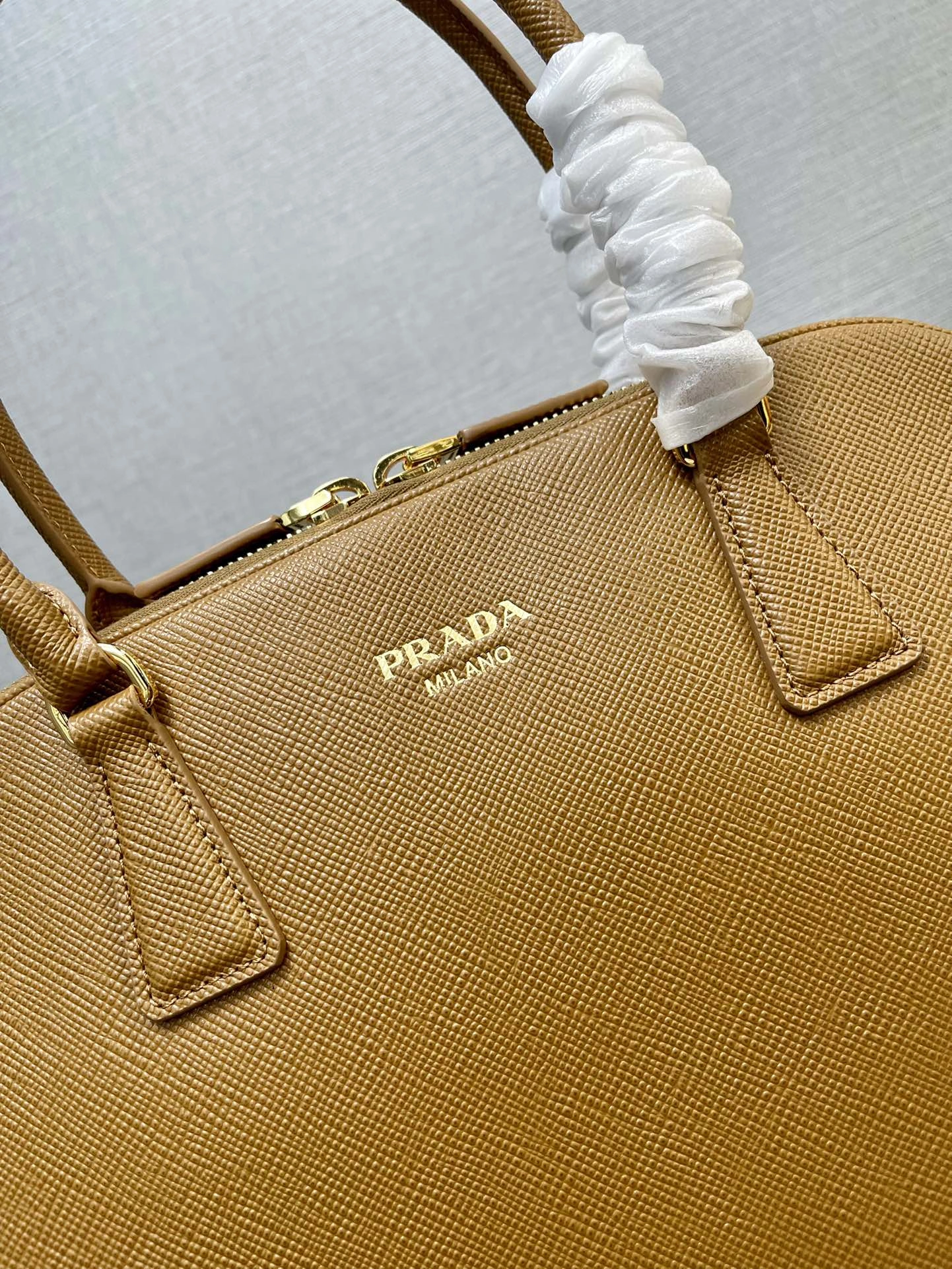 Prada Top Handle Bags Attractive 71627