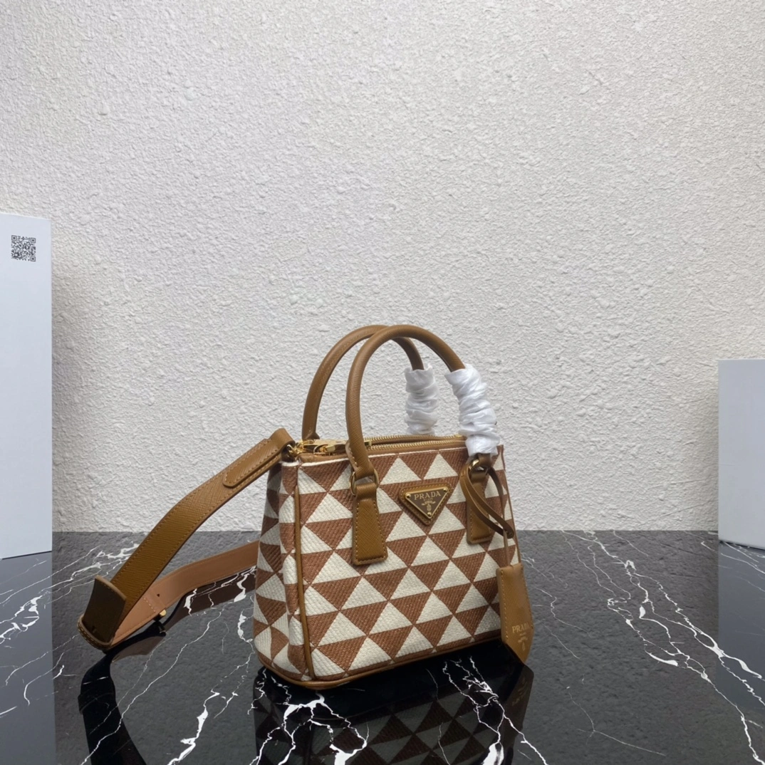 Compact Prada Top Handle Bags 71621