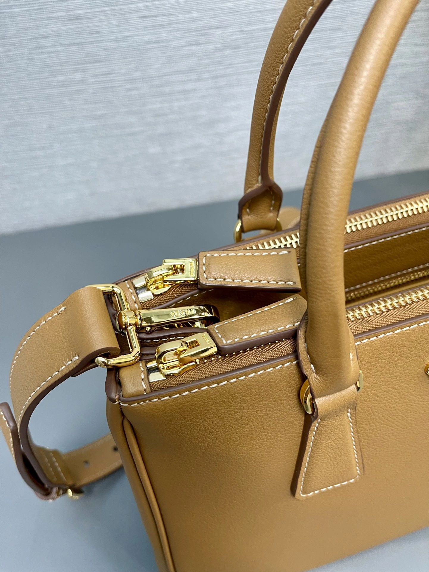 Prada Top Handle Bags Vibrant 71653