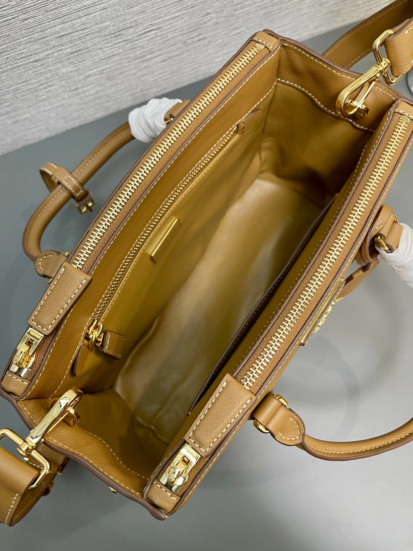 Prada Top Handle Bags Vibrant 71653