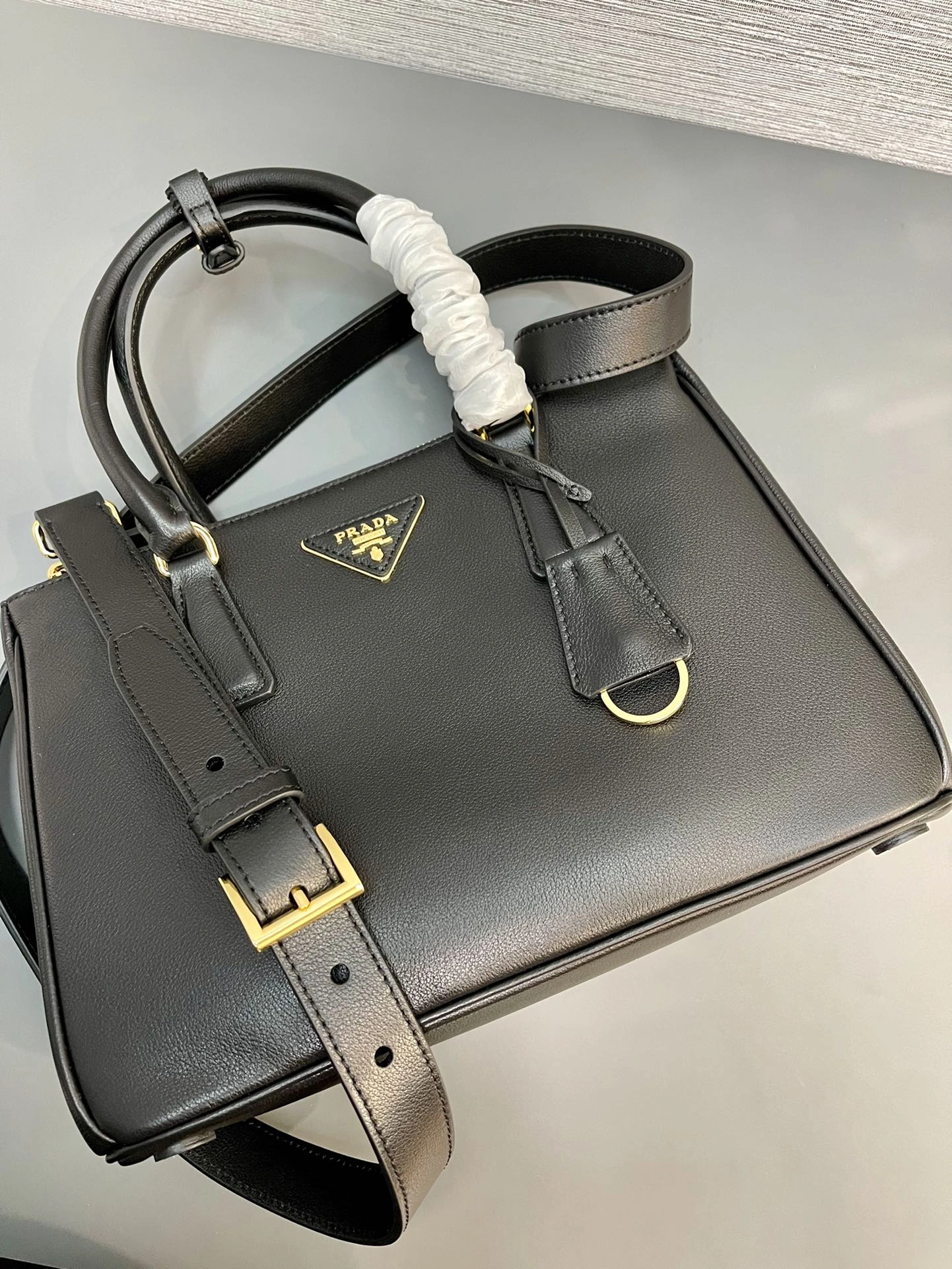 Stylish Prada Top Handle Bags 71620