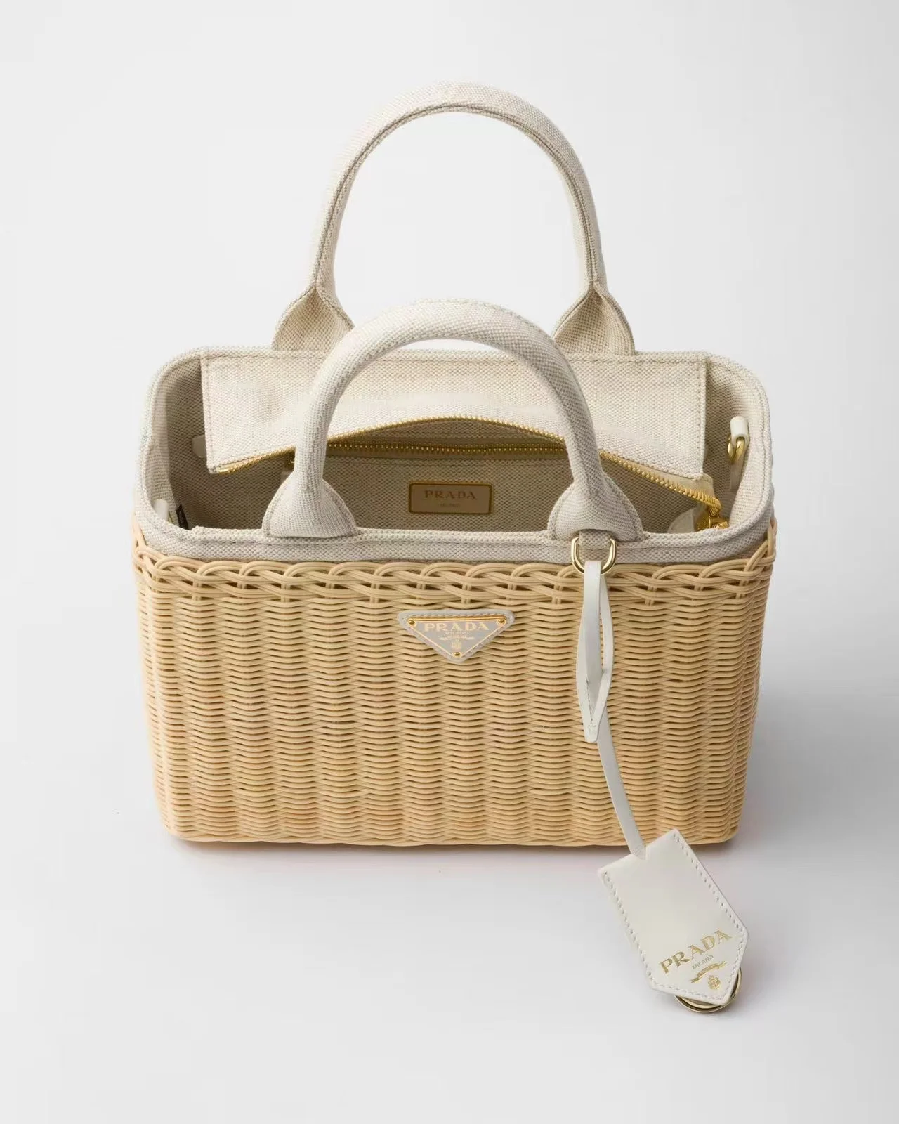 UrbanStyle Prada Top Handle Bags 37702