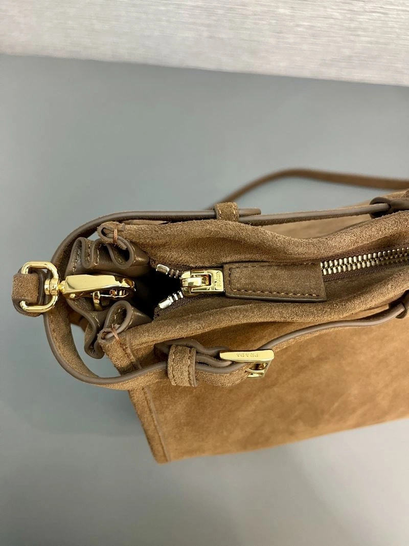 MultiPurpose Prada Top Handle Bags 66484