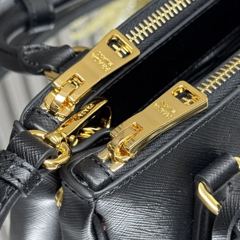 Prada Top Handle Bags HighQuality 45099