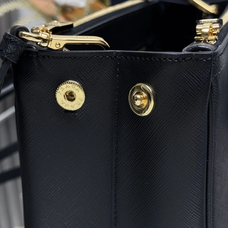 AllSeason Prada Top Handle Bags 45100