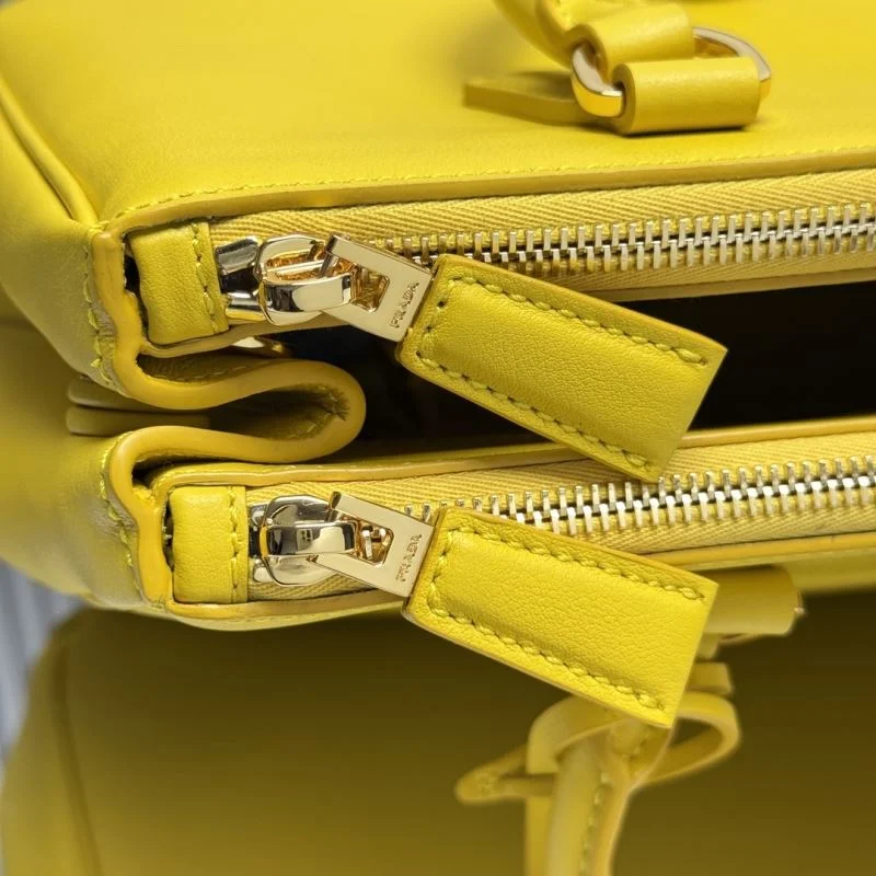 Prada Top Handle Bags Chic 45095