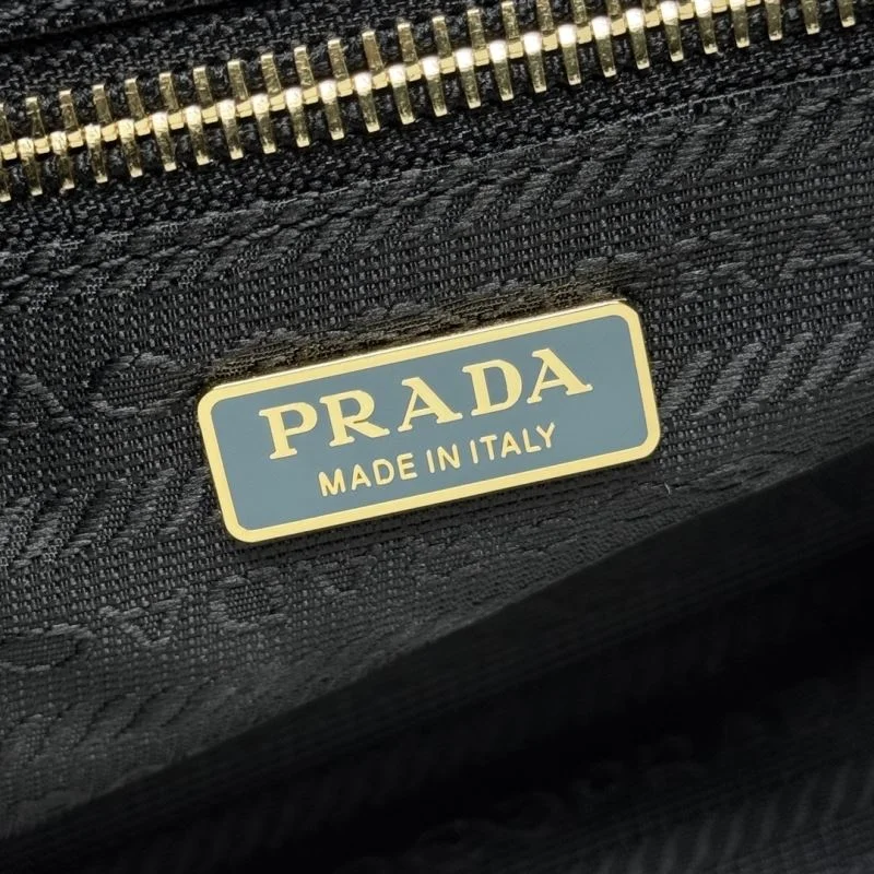 RelaxedFit Prada Top Handle Bags 45097