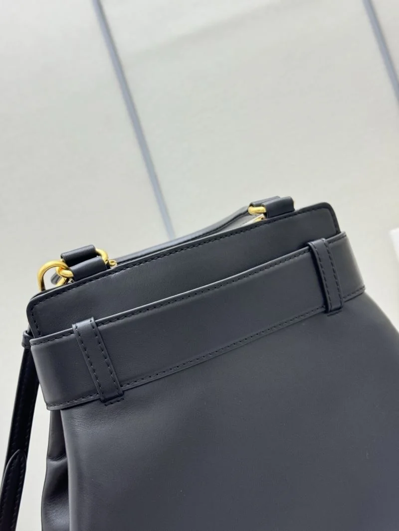 Supportive Prada Top Handle Bags 45090