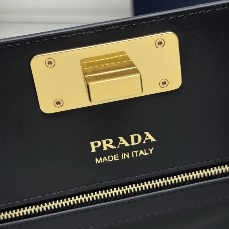 Resilient Prada Top Handle Bags 45086