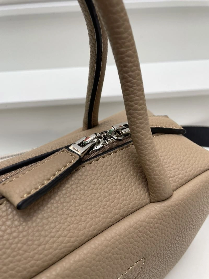Prada Top Handle Bags Functional 82654