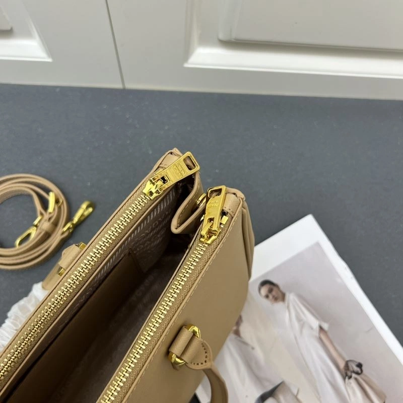 Prada Top Handle Bags Breathable 82556