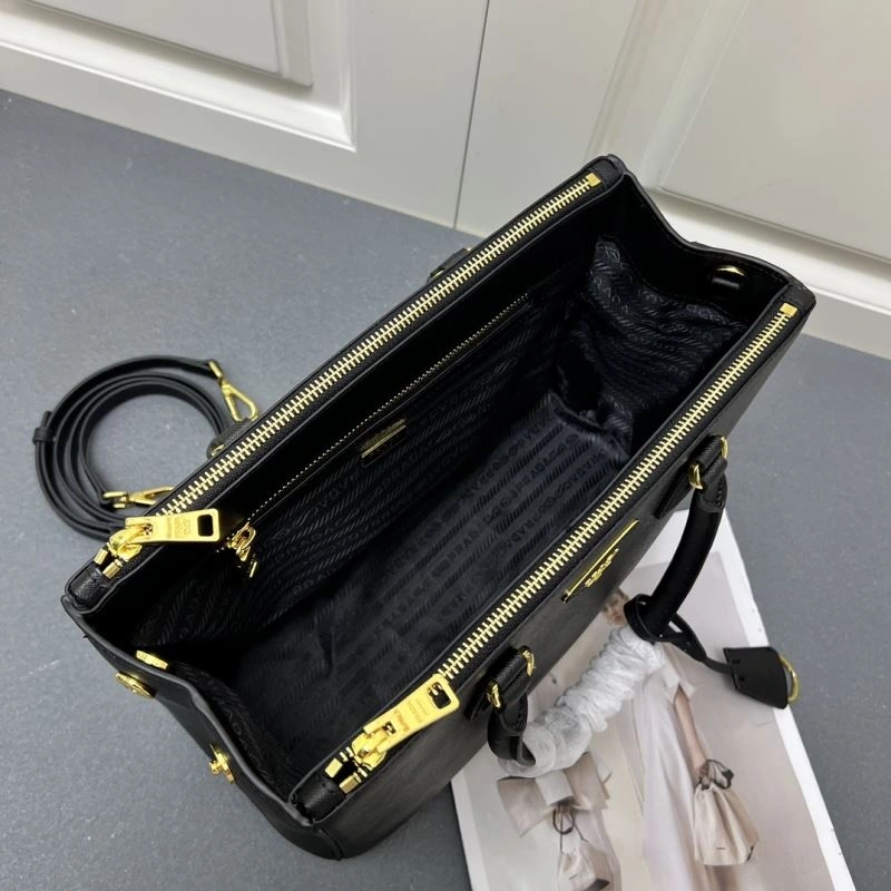 Prada Top Handle Bags Minimalist 82565