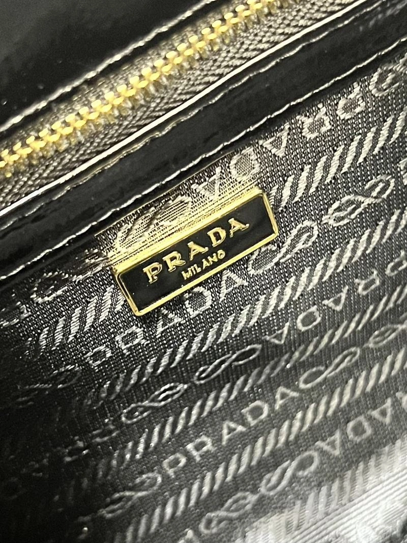 Prada Top Handle Bags TimelessDesign 82532