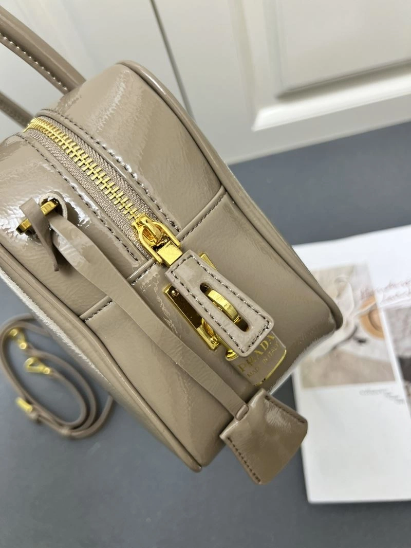 MultiPurpose Prada Top Handle Bags 82521