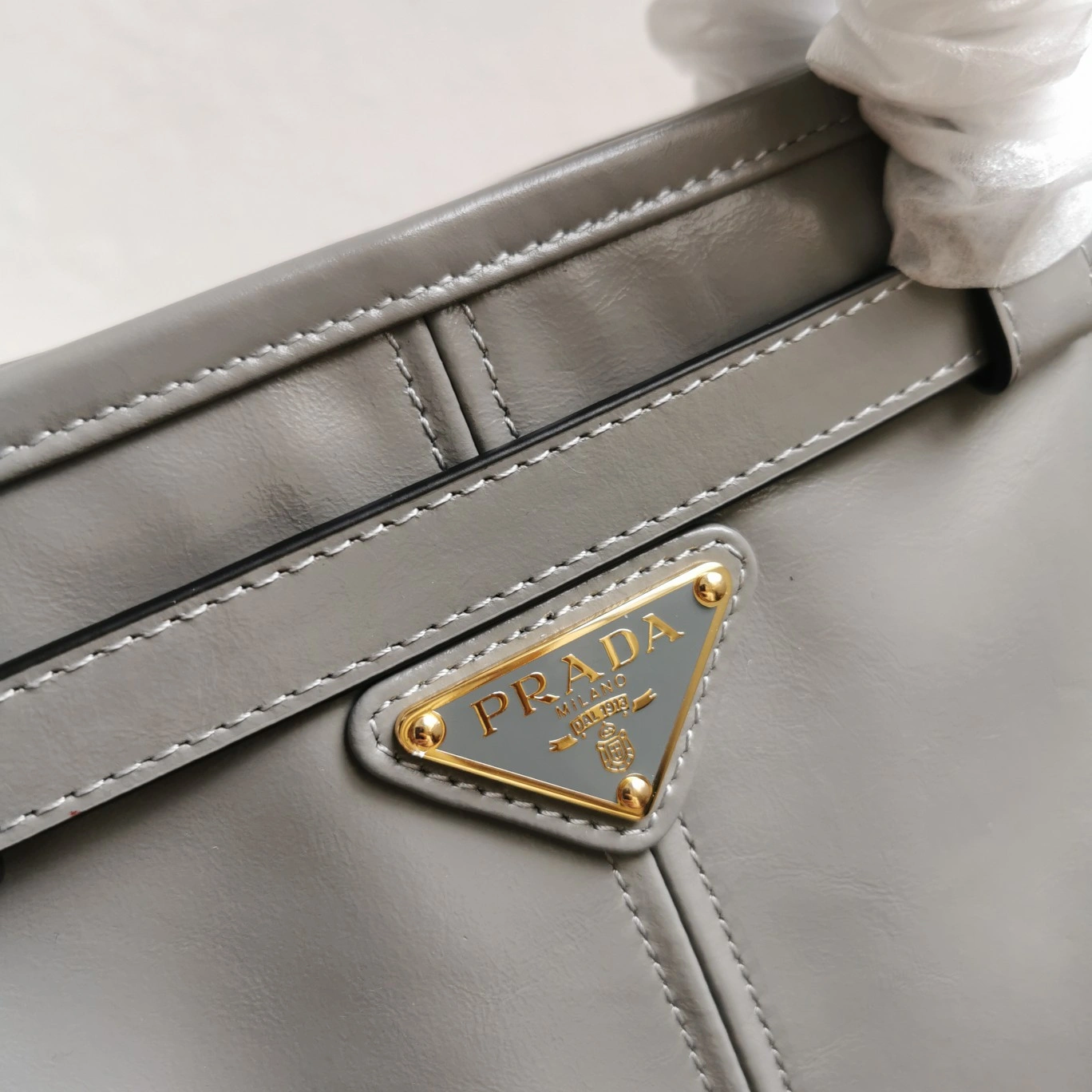 Prada Top Handle Bags Chic 71565