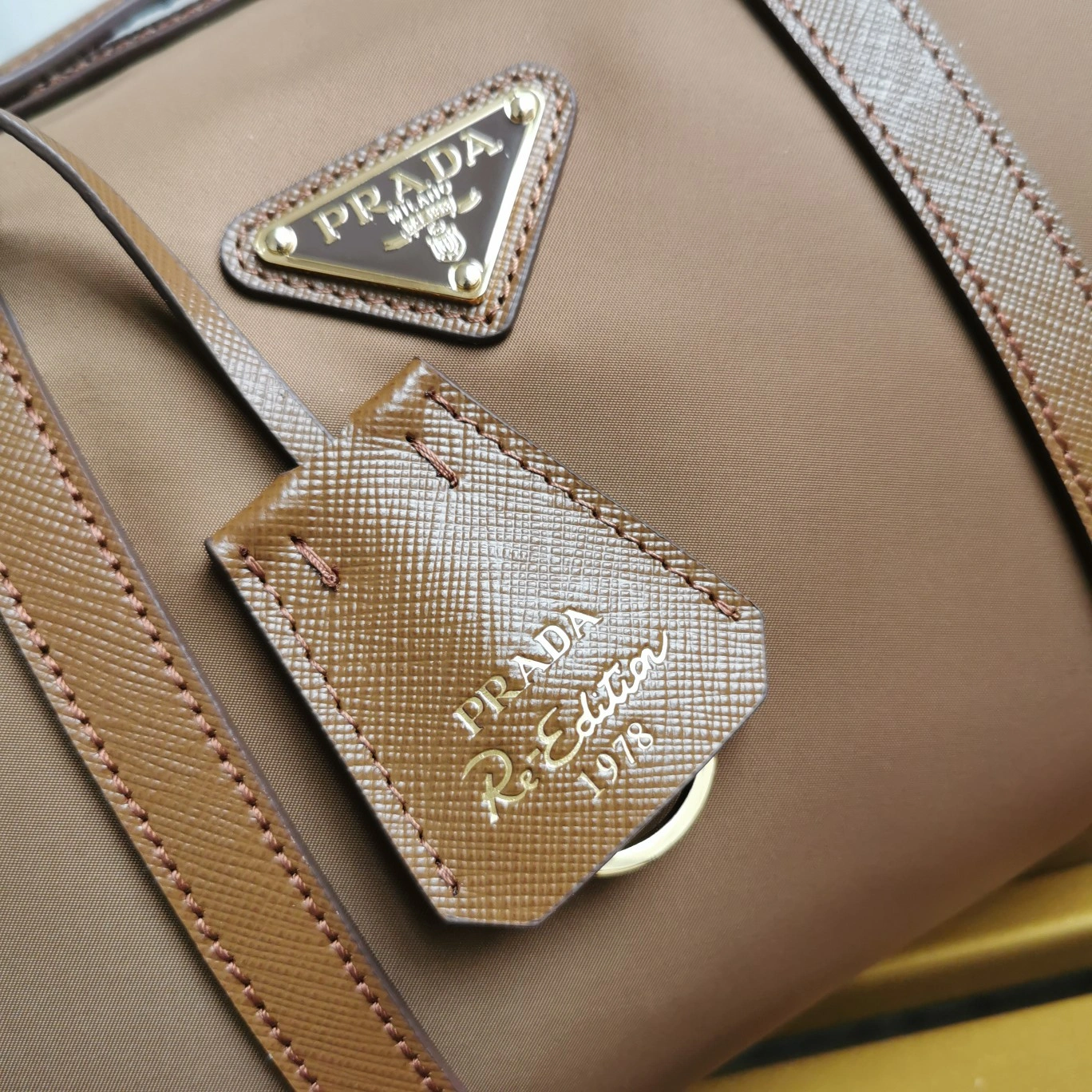 Unique Prada Top Handle Bags 71518
