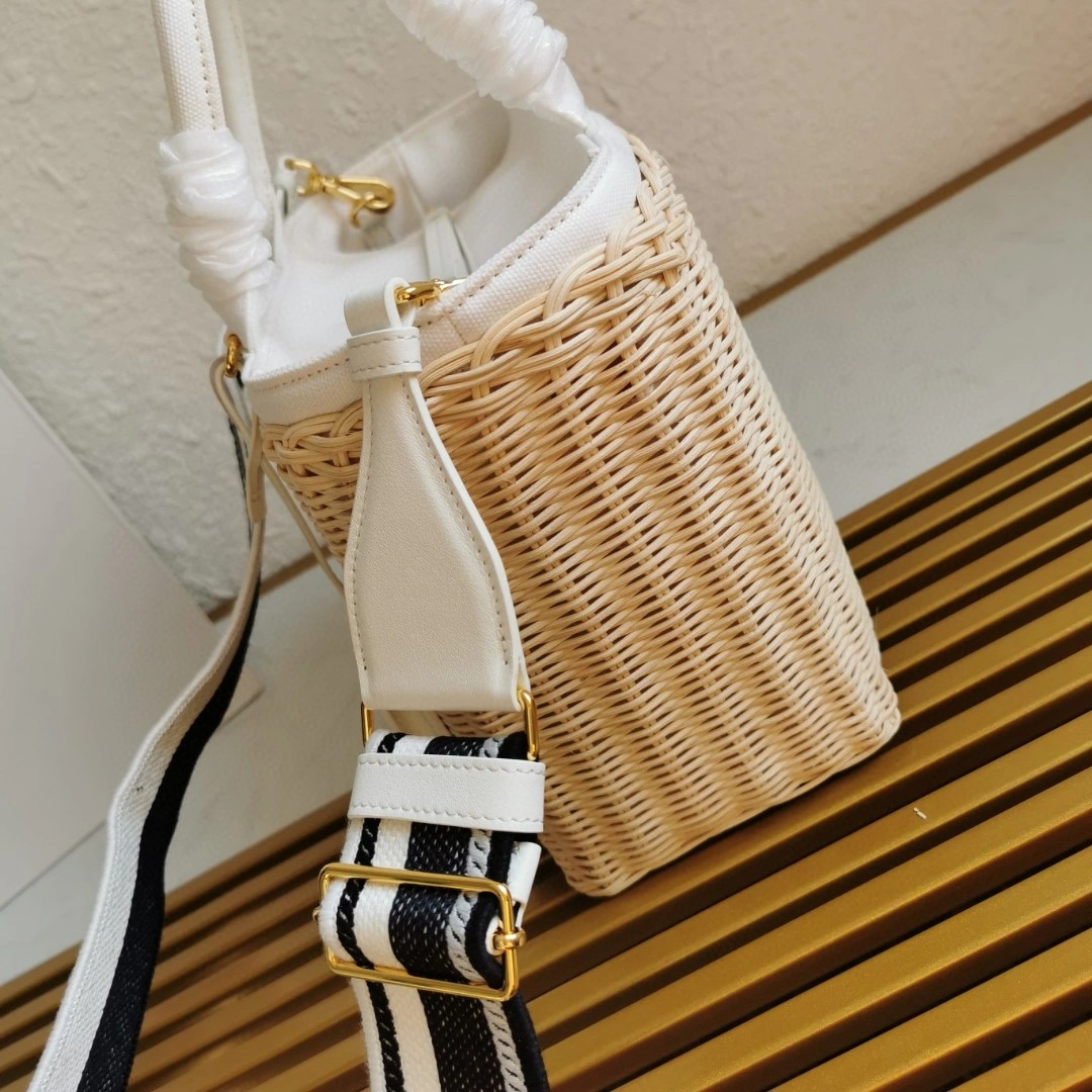 Reliable Prada Top Handle Bags 71506
