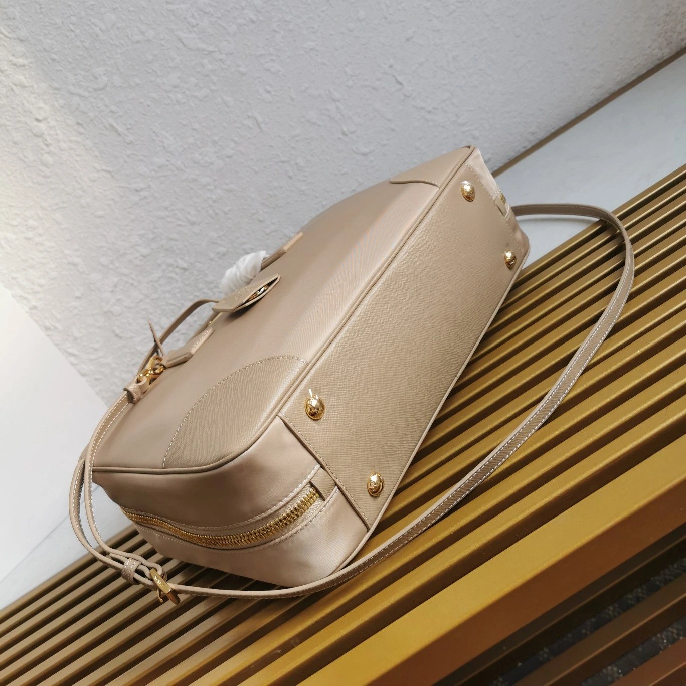 WellDesigned Prada Top Handle Bags 71531
