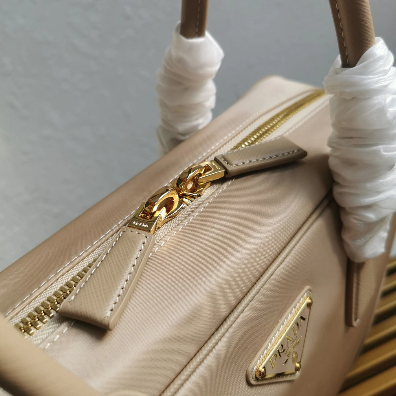 WellDesigned Prada Top Handle Bags 71531