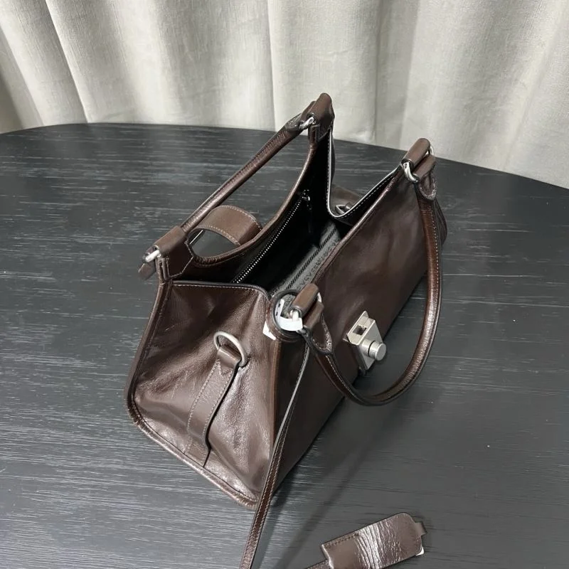 Prada Top Handle Bags ModernLook 55614