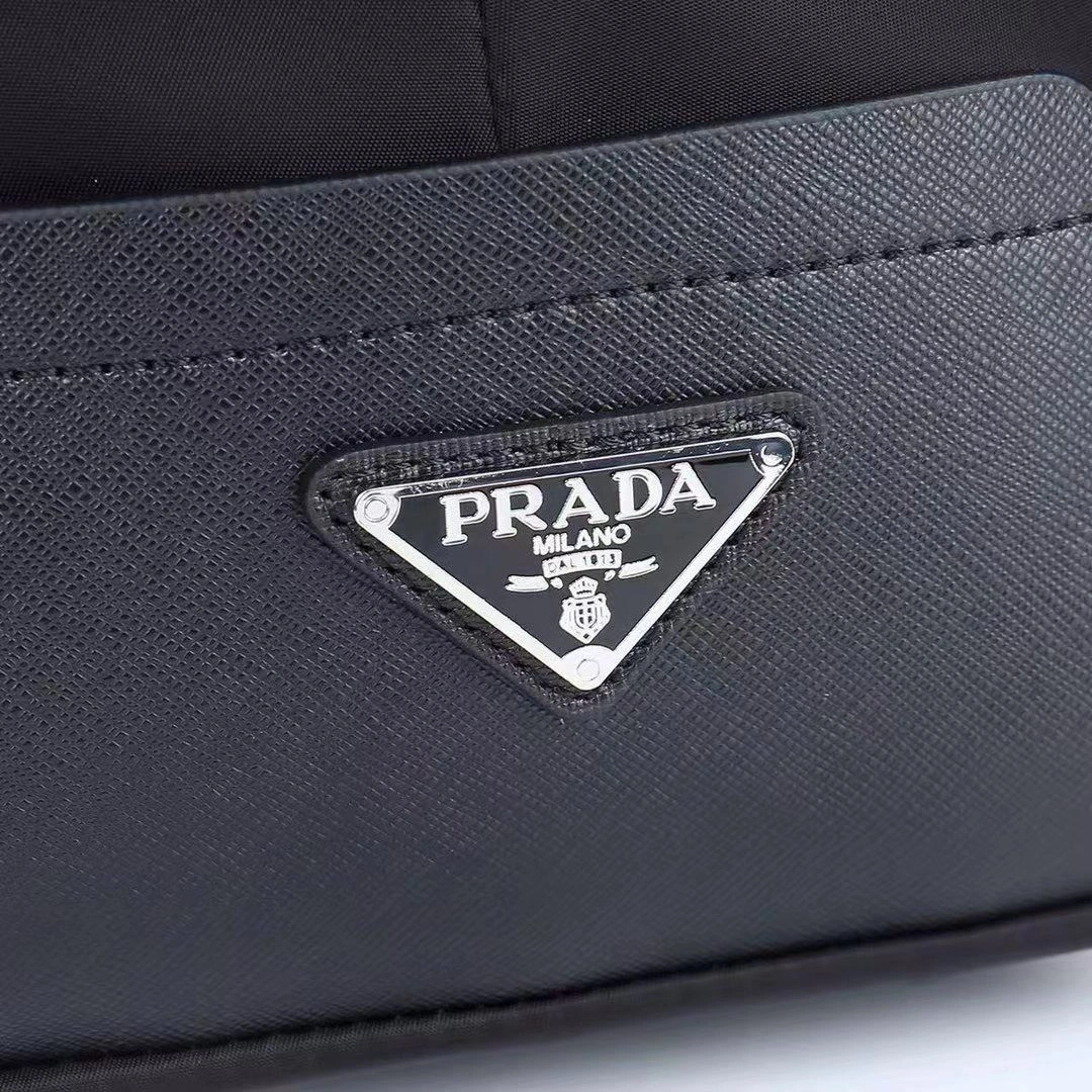 Prada Travel Bags EyeCatching 90594