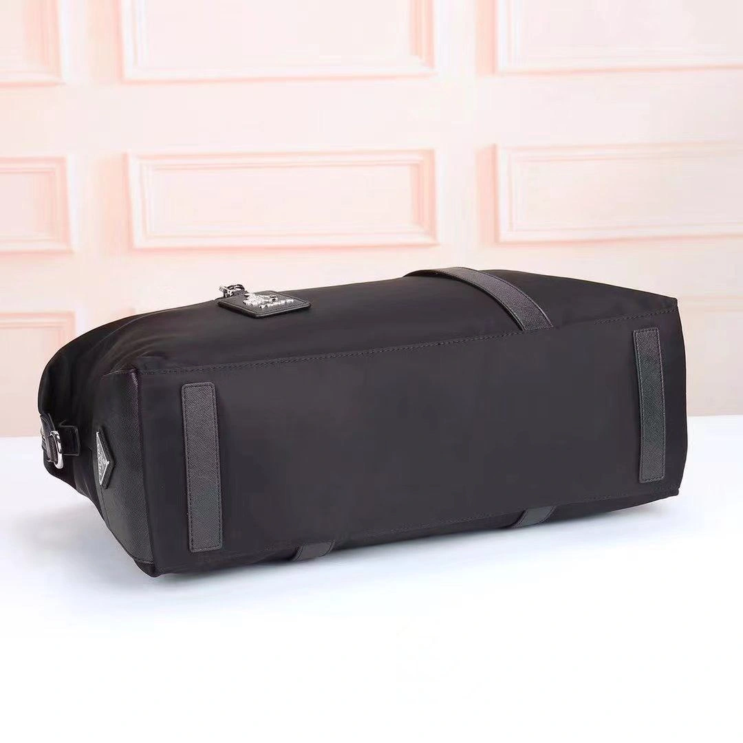 Prada Travel Bags EyeCatching 90594